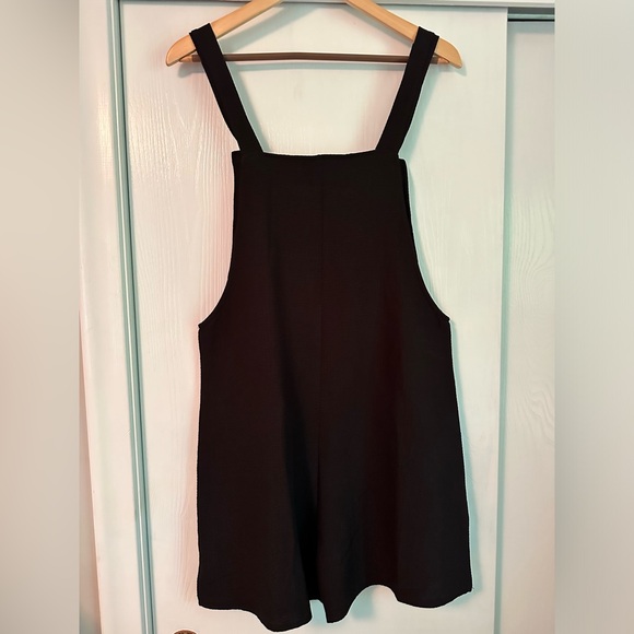 Emery Rose Women’s Black Overalls Size Large - Picture 8 of 8